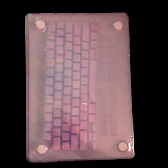 Compatible with MacBook Pro - Picture 2 of 2